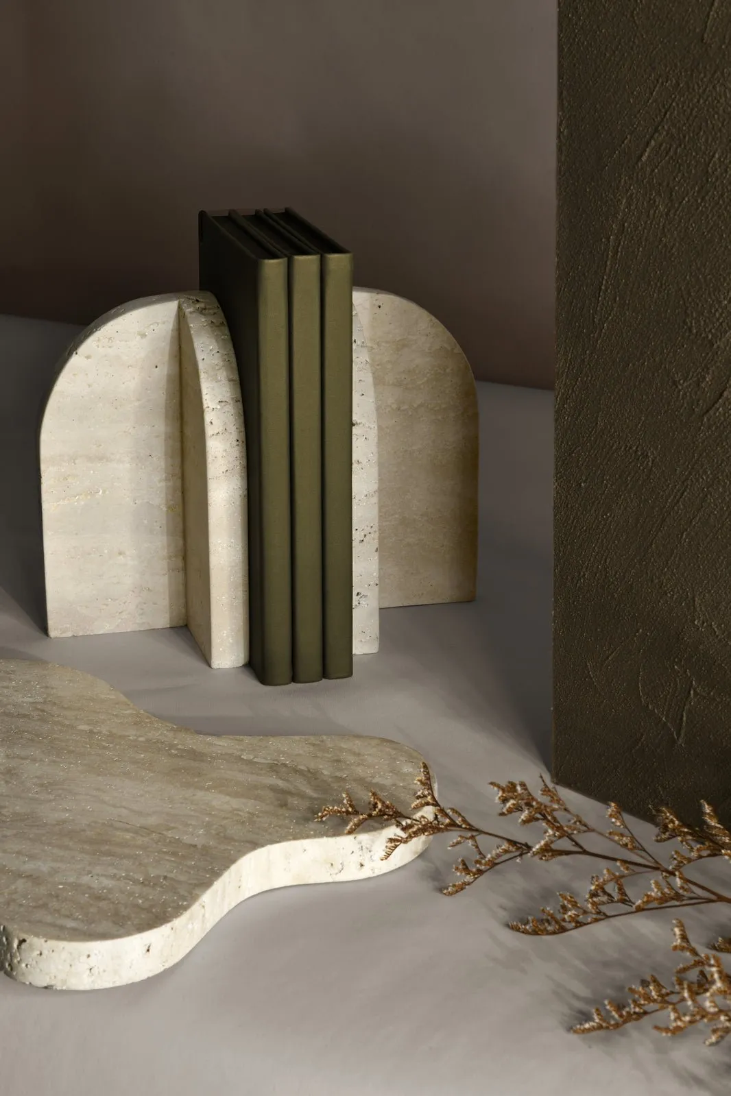 Amalfi Bookends Beige Travertine