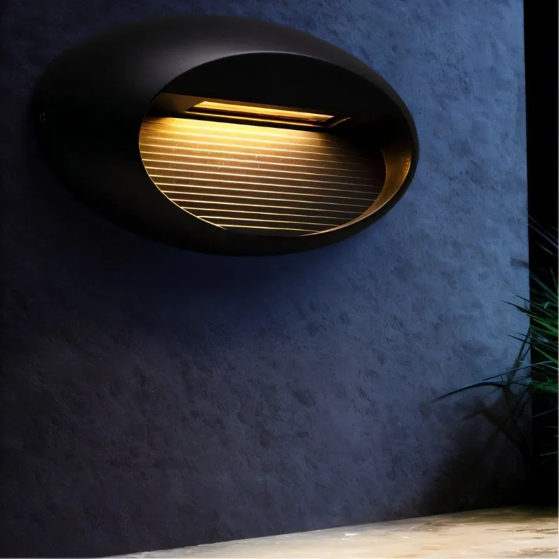 Amor Outdoor Step Lamp