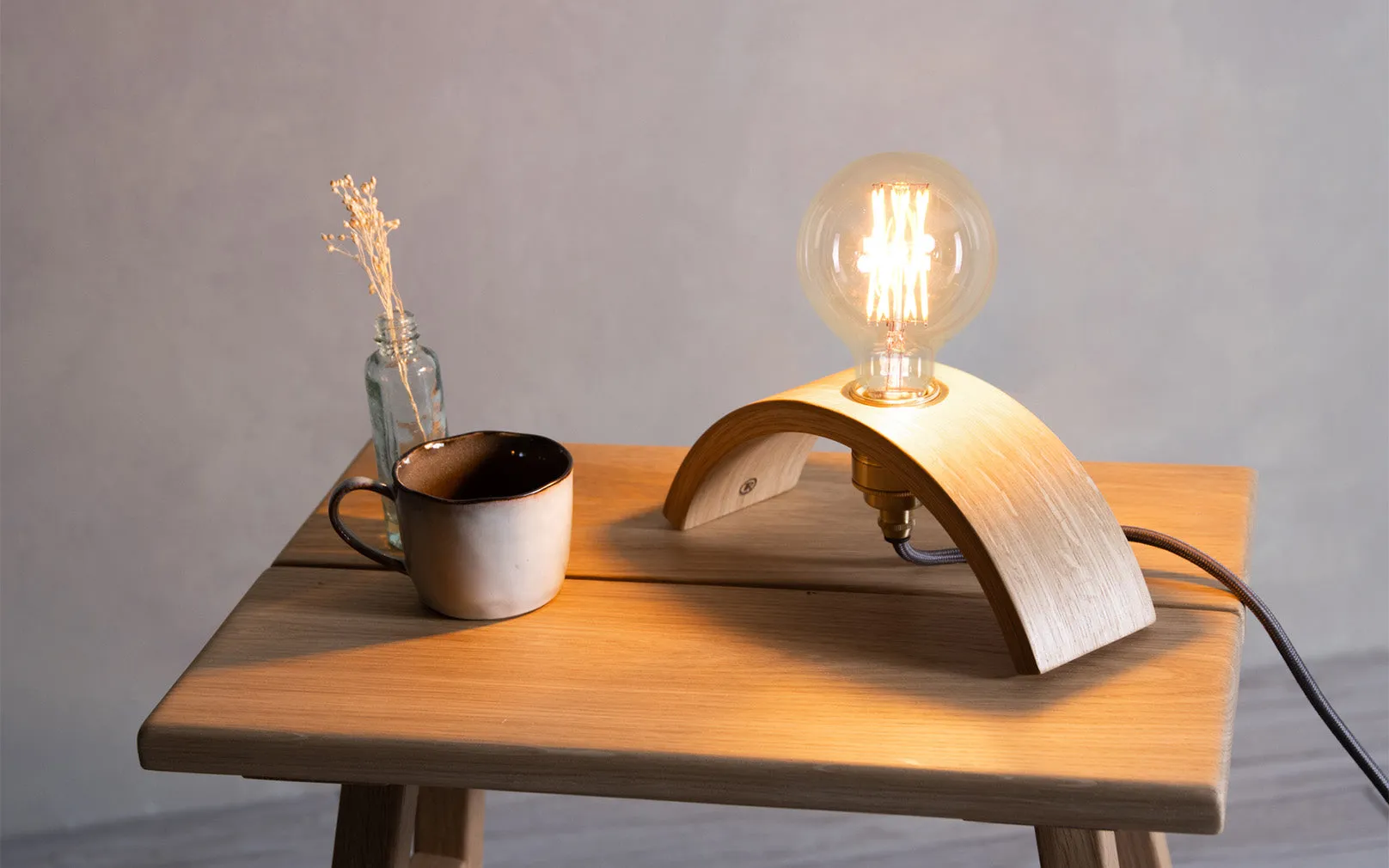 Archer Table Light