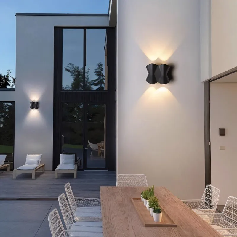 Asteri Outdoor Wall Lamp