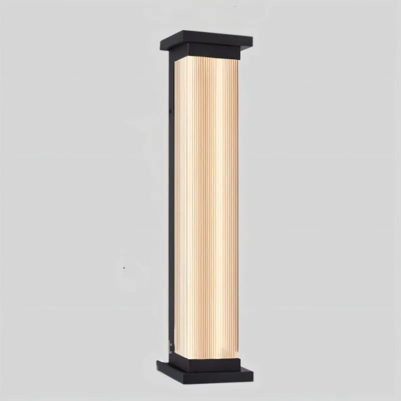 Baraq Outdoor Wall Lamp