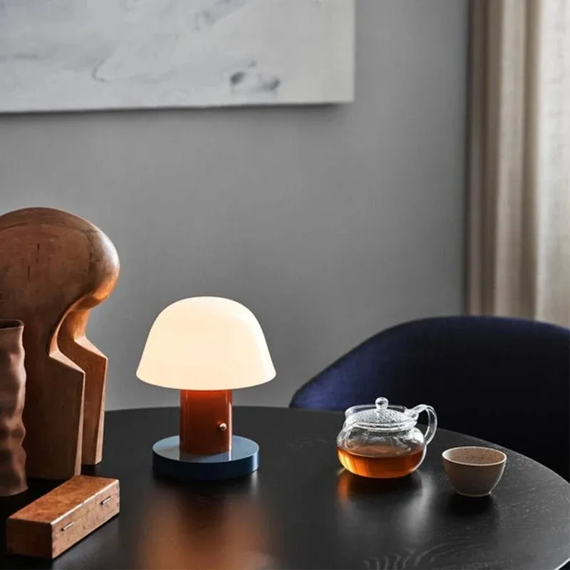 Bruma Table Lamp