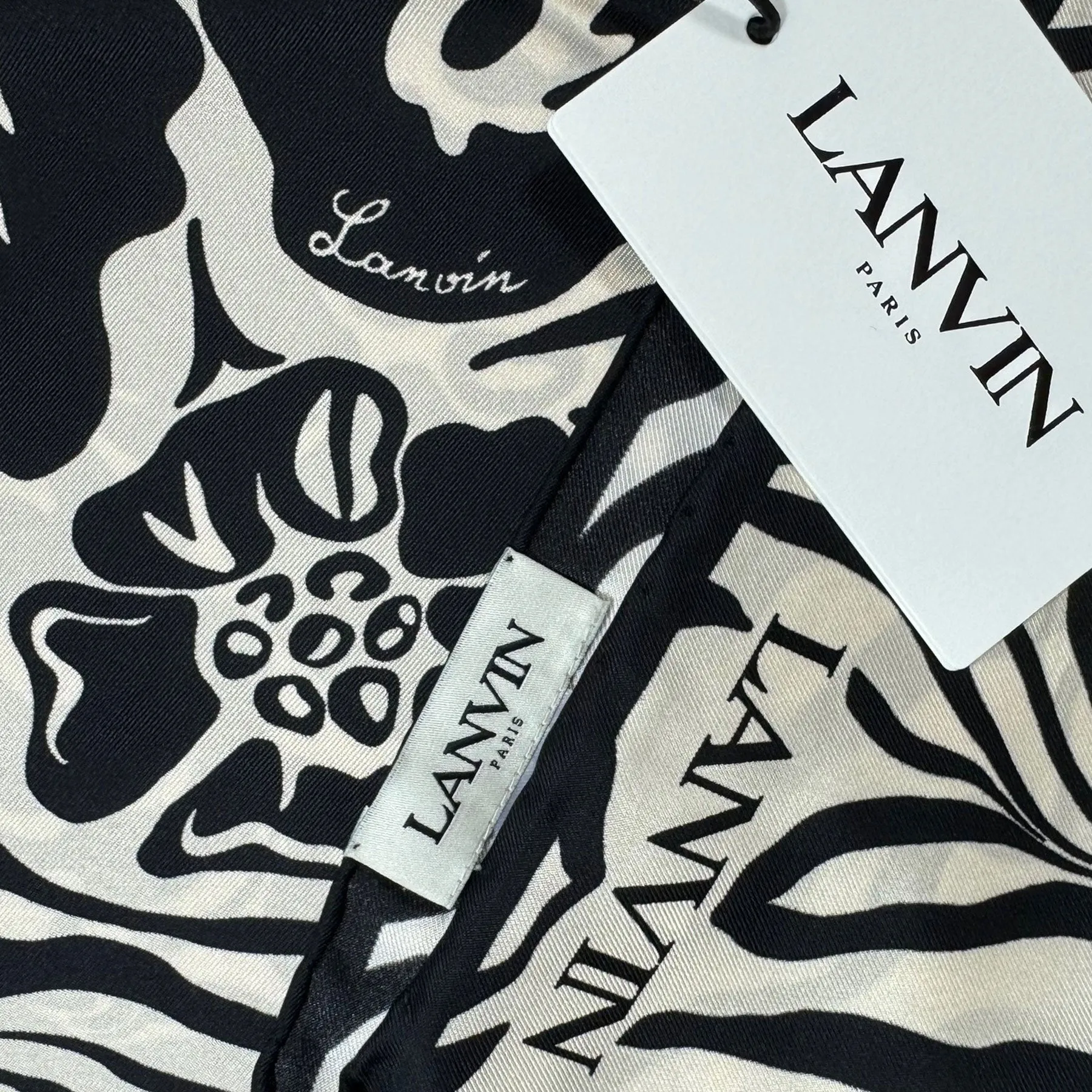 Lanvin Scarf Black White Flowers Design - New 2024 Collection