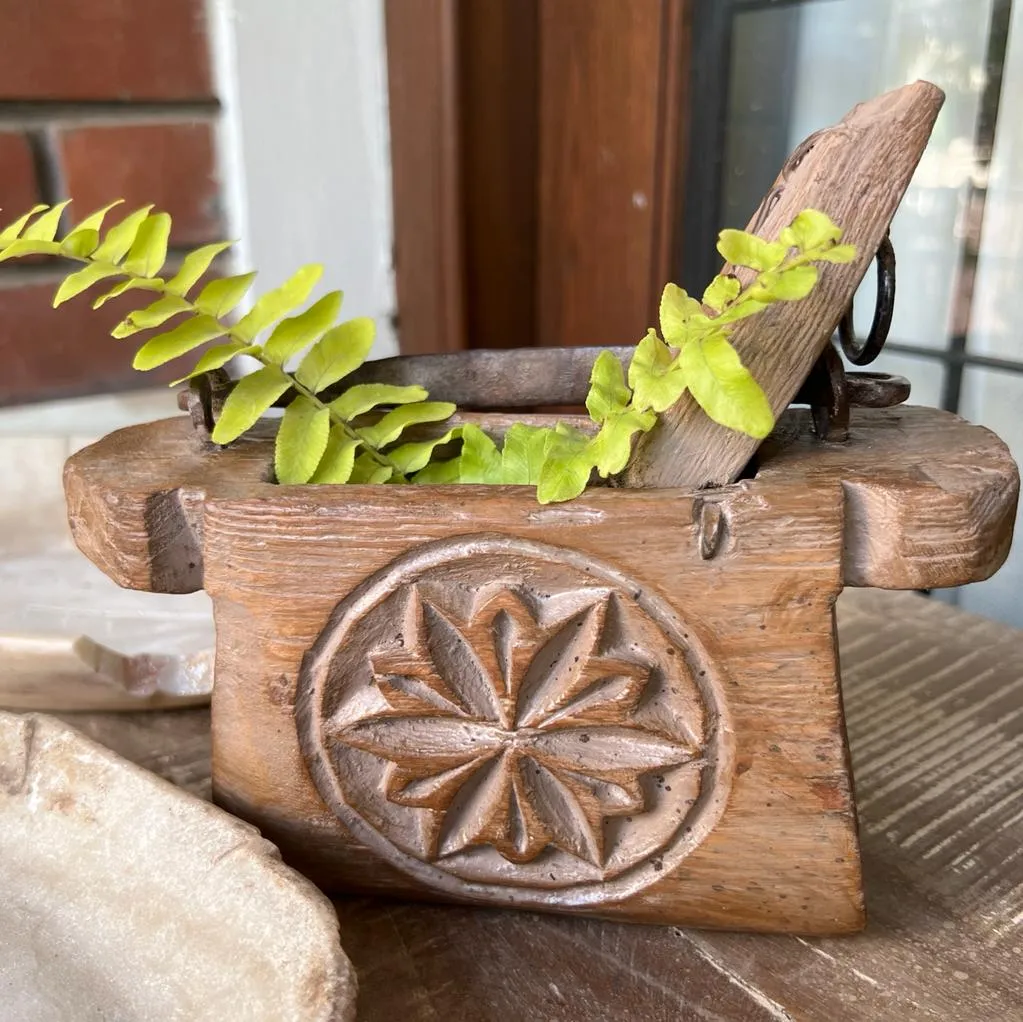 Mahira 2 : Wooden Container/ Planter